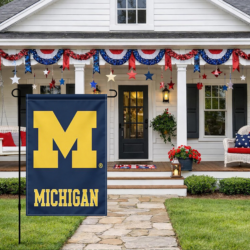 1PC, Michigan Wolverines Garde - Party Banner Gold review and price