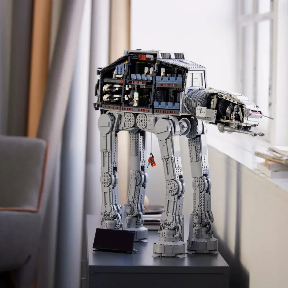 Bandai Launch 75313 Large AT-A - Event Launch Party review and price